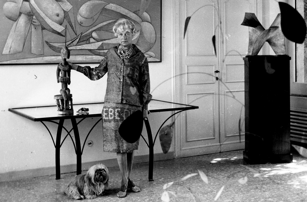 Peggy Guggenheim dans sa maison Vénitienne le 28 décembre 1961.