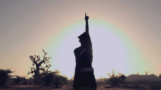 TDO-Afrique-DoigtVersLeCiel