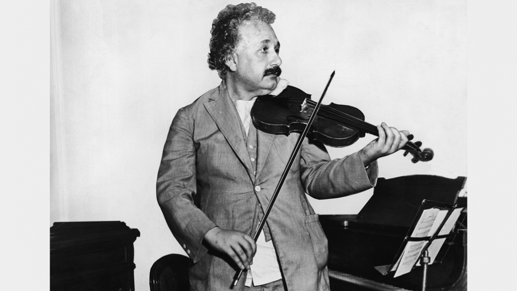 Image de Albert Einstein, l’insoupçonnable violoniste